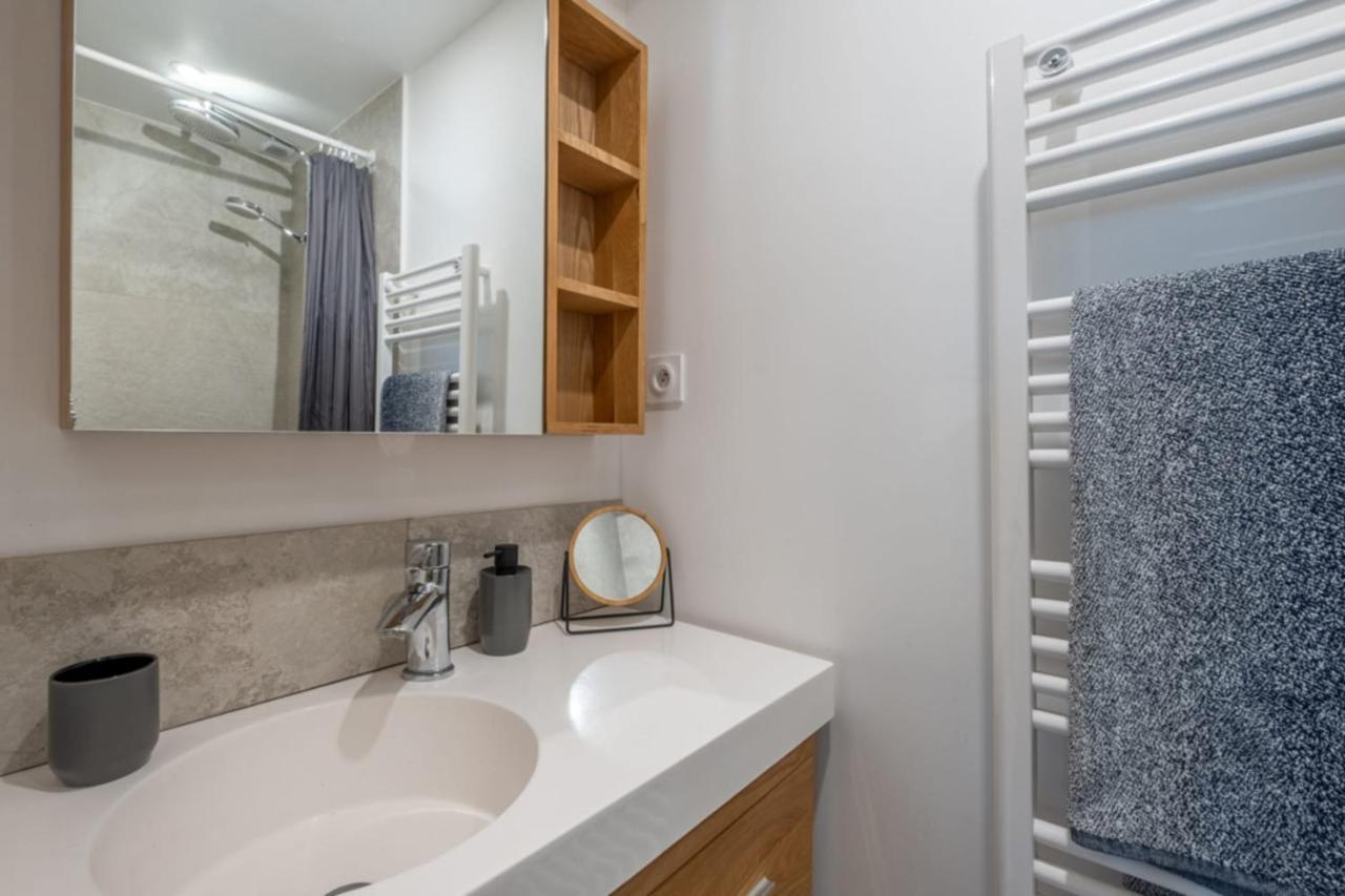 Newly Renovated Apartment With Mont Blanc View Шамони Екстериор снимка